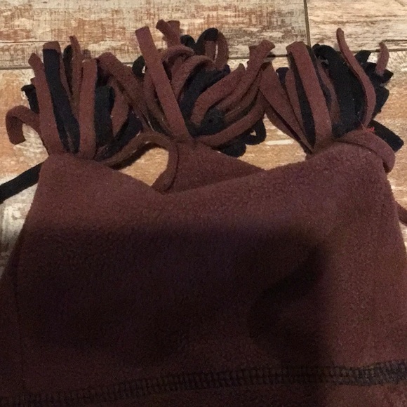 Children’s Place fleece Pom hat 18-24 TCP - Picture 2 of 3